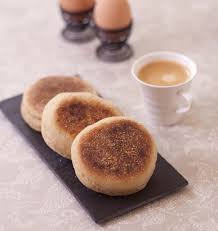 Muffins Anglais Maison Pour Le Brunch Recette Muffins Anglais Desserts Sucres Recettes De Cuisine