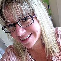 Carrie Deyoung's Instagram, Twitter & Facebook