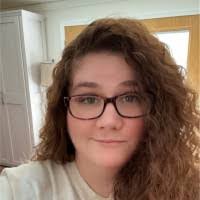 Melanie Blankenship's Instagram, Twitter & Facebook