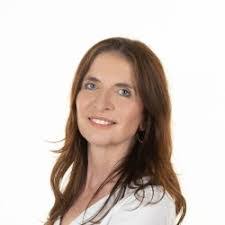 Annette Beyer's Instagram, Twitter & Facebook