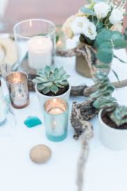 Elopement Hochzeit Zu Zweit In Spanien Am Meer Strandhochzeit Dekoration Hochzeit Grun Hochzeitsdekoration