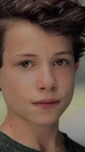 Toby Wolf's Instagram, Twitter & Facebook