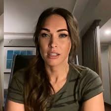Megan Fox is literally the planet's most beautiful woman. 💁‍♀️👸🔥