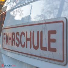 In Der Region Um Koblenz Werden Fahrlehrer Immer Knapper Viele Fahrschulen Suchen Dringend Nach Ausbildern Die Fahrschule Fahrlehrer Fuhrerscheinprufung