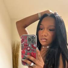 Devon Roberts (@pounddiesel)