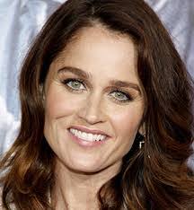 Robin Tunney's Instagram, Twitter & Facebook