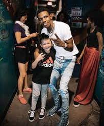 He weighs around 57 kg or 127 lbs. 11 Aboogie Wit Da Hoodie Ideas Boogie Wit Da Hoodie Hoodies Rappers