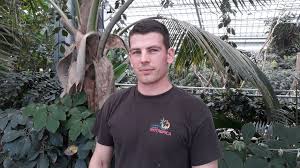 .animaliers biotropica, val de reuil: Rencontre Avec Maxence Directeur Technique De Biotropica A Val De Reuil