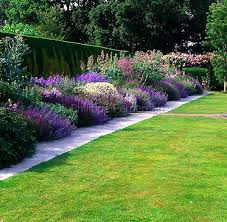 More than 90 garden projects and over 300 photos and illustrations. 130 Landscape Garden Borders Beds Ideas Garden Design Beautiful Gardens Garden