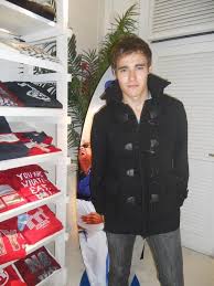 Jorge Blanco Jorgeblancog On Twitter Violetta And Leon Blanco Fashion
