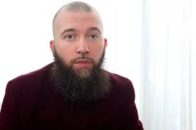 From Unhoused to Corporate Director: How One Man Climbed Ranks