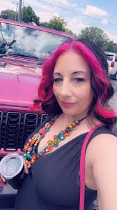 Today I colored my hair to match my Jeep how fun for summer🩷🩷🩷