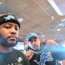 Darryl Finn's Instagram, Twitter & Facebook