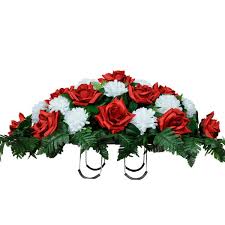 On the flip side are tricks that some people swear also, make sure there are no leaves floating in the water, which will grow bacteria and remove any flowers or leaves as they wilt. How To Make Cemetery Flowers