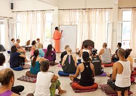 10 most por yoga teachers in india