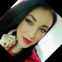 30+ perfiles de «Marina Collins»