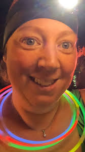 Ice! 🧊 We had ice at the lake! 🥳🥶🤩 I have been longing to get a photo  of me holding ice and today I got it! The lovely safety team at  @queenfordlakesowswimming