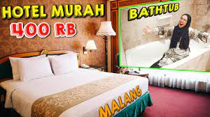 Hotel mutiara sendiri berada di jalan jaksa agung suprapto no. Review Hotel Termurah Di Kota Malang Ada Bathtub Cuma 400 Ribu Dekat Stasiun Malang Youtube