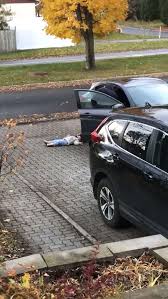 Mom Can T Hold Back Laughter Filming Dad Carry Their Stubborn Child Inside Like A Duffle Bag Stubborn Child Kid Memes Dads