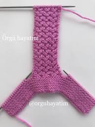 Pin By Ben Sadece Video Izlemeye Geld On Patik Modelleri Diy Shoes Crochet Baby Crochet
