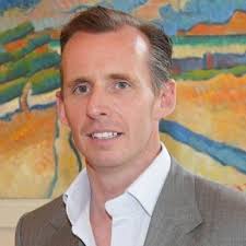 Three years ago, stepping into the world of asset management felt like  diving into the deep end. Terms like 𝘥𝘪𝘨𝘪𝘵𝘢𝘭 𝘵𝘸𝘪𝘯𝘴,  𝘢𝘥𝘷𝘢𝘯𝘤𝘦𝘥 𝘢𝘯𝘢𝘭𝘺𝘵𝘪𝘤𝘴, and 𝘪𝘯𝘧𝘰𝘳𝘮𝘢𝘵𝘪𝘰𝘯…