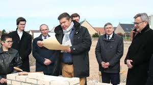 Trois Ans Apres Le Scandale Des Pots De Vin A Maison Flamande Les Mises En Examen Tombent
