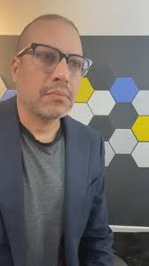 Sentence transformers are awesome. Lets talk about the differences between  Word2vec, Transformers, and Sentence Transformers.