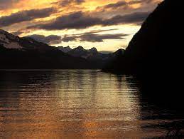google image result for http upload wikimedia org wikipedia commons 4 47 lakewalen night jpg beautiful places natural landmarks beautiful world