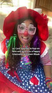 Kandiklowni Controversy