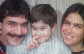 Bülent ersoy cinsiyet ameliyatı londra'da 1981 yılında gerçekleştirildi. Bulent Ersoy Un Eski Hali Gorenleri Soke Etti Fotograf Unluler Hali