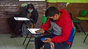Puedes encontrar los festivos de todos los niveles académicos: Xnikcsq4roedlm