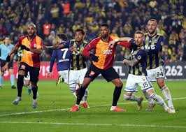 Fenerbahçe maç kadrosunda yer alan oyuncuları, isimlerinin tam listesi ve fenerbahçe kadrosunun karşılaşmalarda oynayan tüm futbolcularının bilgileri. Galatasaray Ile Fenerbahce Derbisinin Kadro Degerleri Dikkat Cekiyor