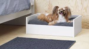 Lurvig Ikea Macht Jetzt Auch Mobel Fur Hunde Und Katzen Mit Bildern Hund Und Katze Hunde Katzen