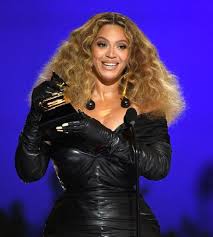 The venue for the 63rd grammy awards was los angeles convention center, and the traditional venue of the awards — the staples center — was the backdrop. Fqerq3keukf2mm