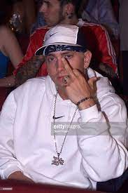 Maybe you would like to learn more about one of these? Eminem At The 2000 Mtv Video Music Awards Live From Radio City Music Eminem Eminem Slim Shady Eminem Photos