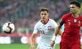 C'è una piccola nota stonata nella vittoria del genoa con l'atalanta, dopo che la lega calcio ha tolto il primo gol a krzysztof piatek e ha assegnato l'autogol a toloi per lo sconforto di parecchi fantacalcisti. Football Transfer Rumours Chelsea To Replace Morata With Genoa S Piatek Football The Guardian