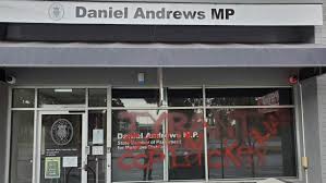 The andrews house is the family residence of mary and archie andrews. Daniel Andrews Noble Park Office Covered In Graffiti As Vandals Target Mulgrave Mp Herald Sun