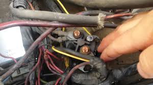 The glow plug system on the 7.3l idi consists of a glow plug relay, glow plug controller, and 8 individual glow plugs. 1983 Ford F250 6 9 Diesel Glow Plug Relay Manual Bypass Youtube