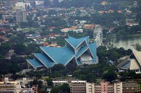 Diharapkan agar makalah ini dapat meningkatkan pusat kokurikulum uthm menjadi pusat yang lebih produktif. Pusat Kokurikulum Kuala Lumpur Mapio Net