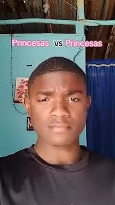 La Princesa Sayajin Y Rose Balenciaga En Los Cabos