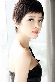 伊藤ゆみ iconiq が消えた理由はgackt 現在は 整形疑惑も調査 気ままなトピックス 女性のヘアスタイル ショートヘア ショートカット