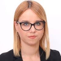 Sarah Radin's Instagram, Twitter & Facebook