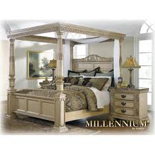Finde in unserem vielfältigen sortiment ideen für jeden raum. B608 62 Ashley Furniture King California King Canopy