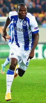 Bir yandan aboubakar ile görüşmelerini sürdüren yönetim diğer yandan yeni forvet oyuncularına yöneldi. Vincent Aboubakar Wikipedia