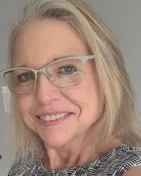 Kimberly Milam's Instagram, Twitter & Facebook