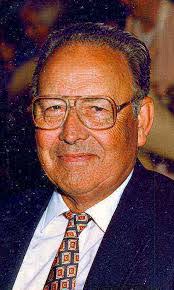 Lorraine Pedersen's Instagram, Twitter & Facebook