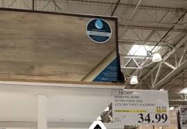 Mohawk Home River S Edge Oak Vinyl Flooring In 2020 Vinyl Flooring Mohawk Home Vinyl