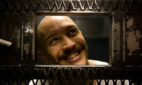 Bronson (2008) di Nicolas Winding Refn