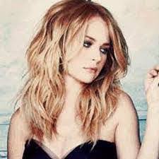 Holly Gilboy's Instagram, Twitter & Facebook