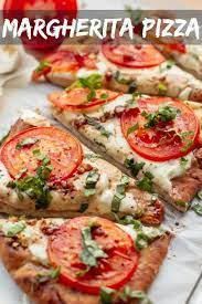 15 Minute Margherita Flatbread Pizza Delicious Easy Recipe For A Homemade P Fladenbrot Pizza Fladenbrot Pizza Rezepte Fladenbrot